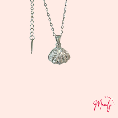Pearly Seashell Necklace